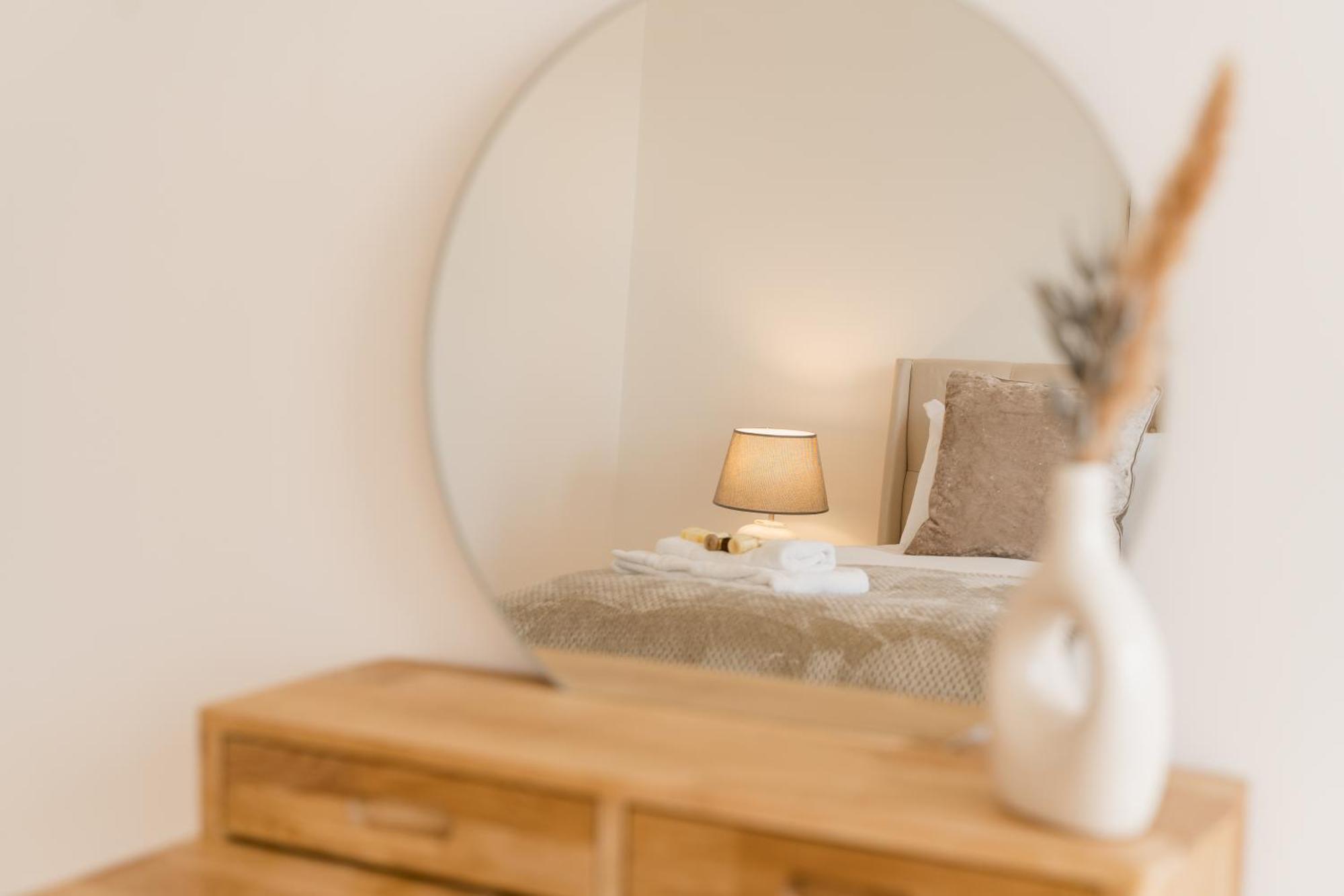 Beautifully Done 5 Bed Barn Conversion In Heswall - Sleeps Up To 10 Dış mekan fotoğraf