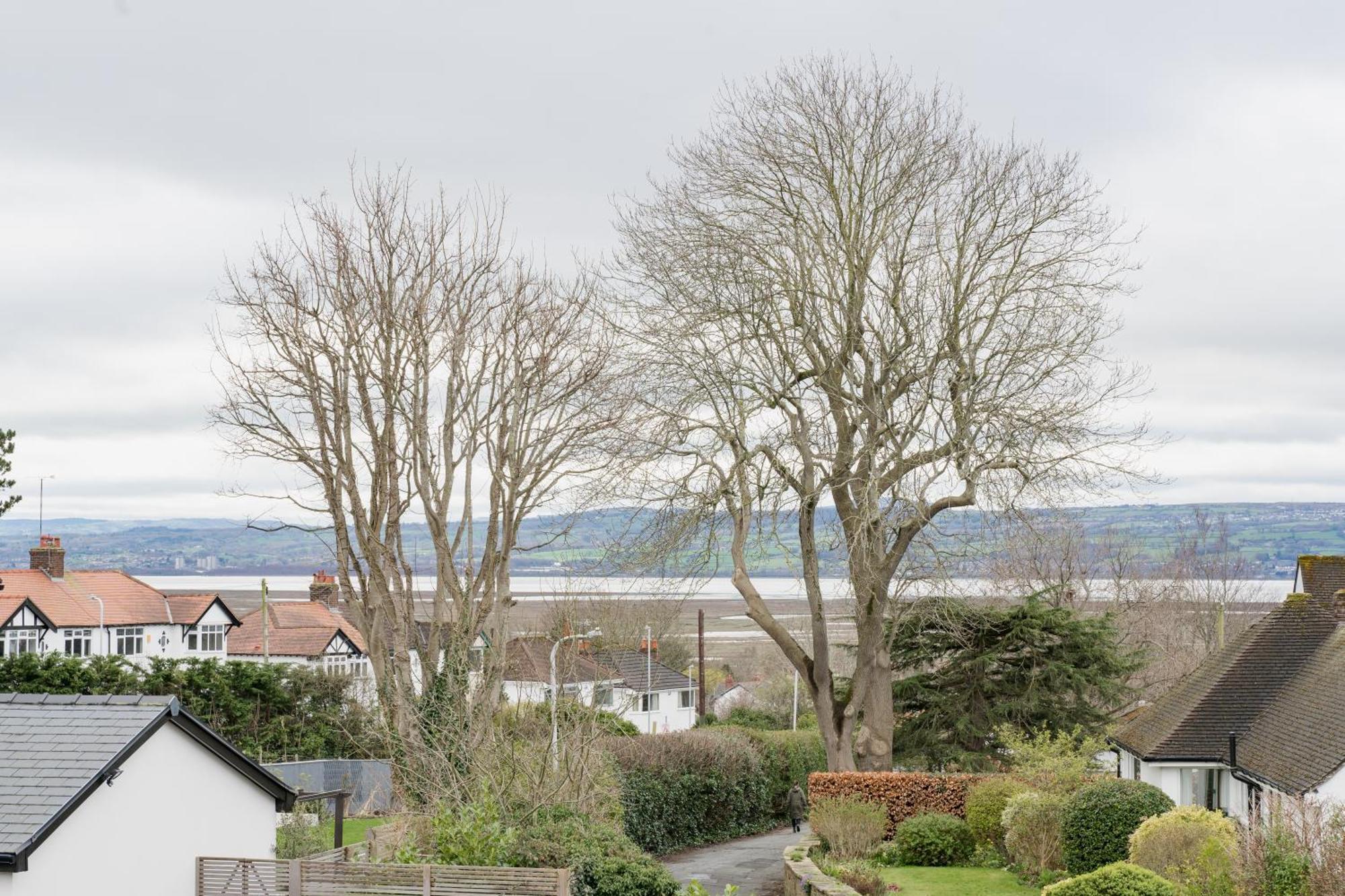 Beautifully Done 5 Bed Barn Conversion In Heswall - Sleeps Up To 10 Dış mekan fotoğraf