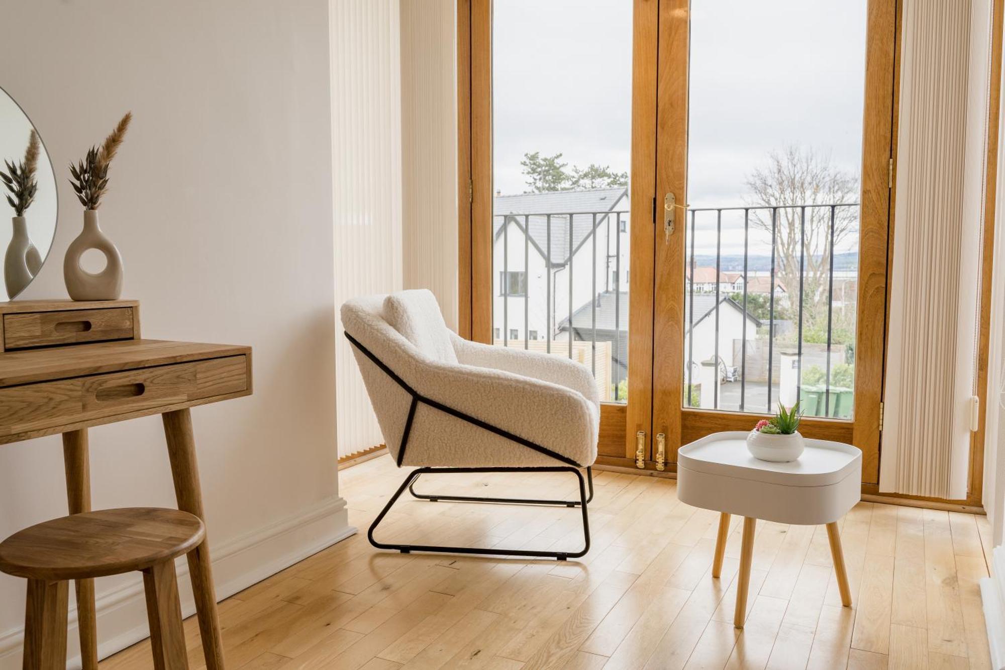 Beautifully Done 5 Bed Barn Conversion In Heswall - Sleeps Up To 10 Dış mekan fotoğraf
