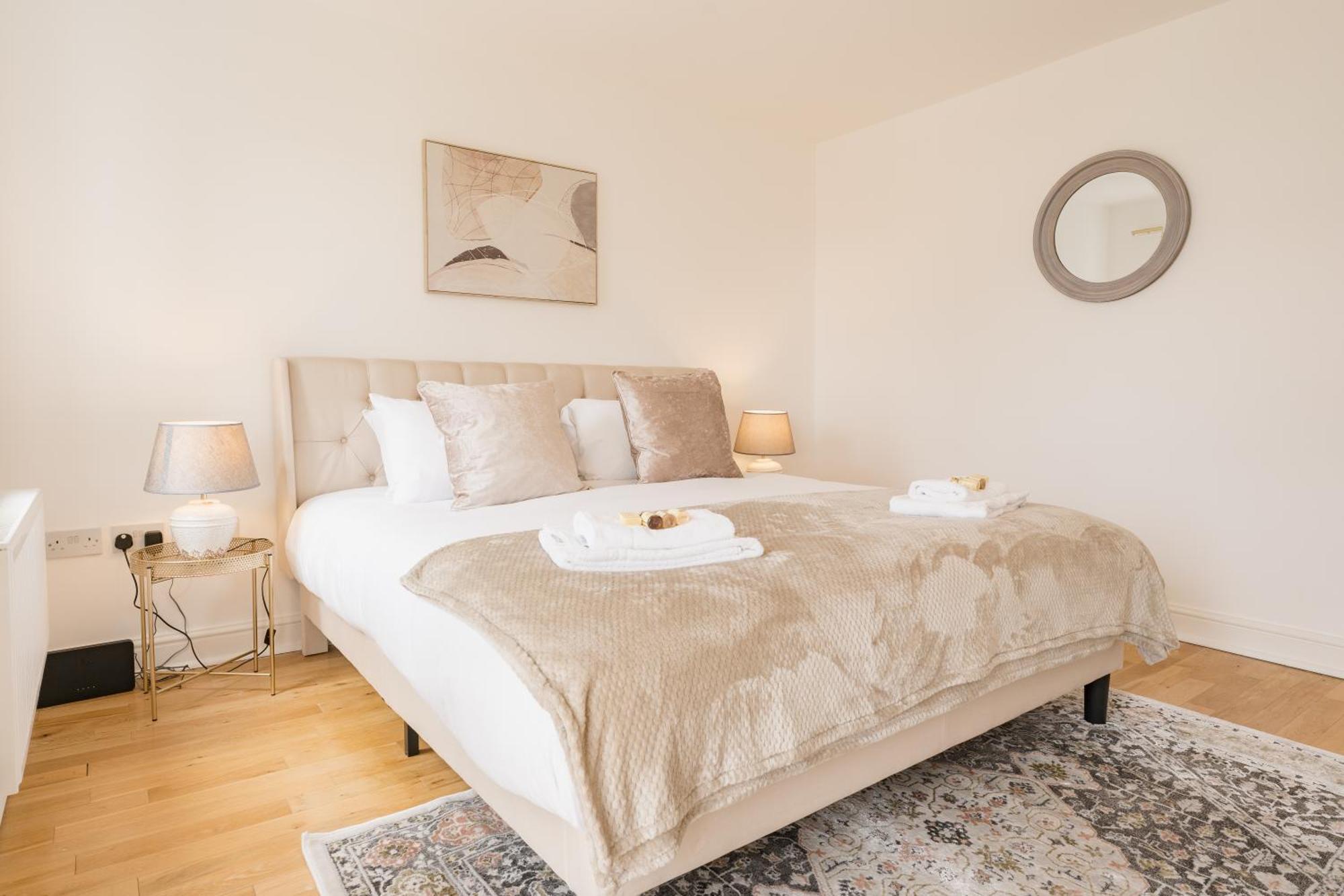 Beautifully Done 5 Bed Barn Conversion In Heswall - Sleeps Up To 10 Dış mekan fotoğraf